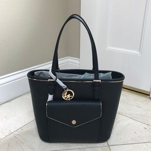 NWT Michael Kors Saffiano Frame Black Tote $228